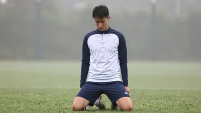 Ronald Koeman jr. Redde een punt voor Telstar met twee penalty's, terwijl seizoenkaarthouders van FC Twente massaal hun...