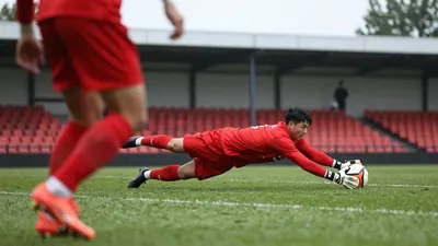 Telstar behaalde zondag een belangrijk punt in de strijd tegen degradatie door met 0-0 gelijk te spelen bij SC...